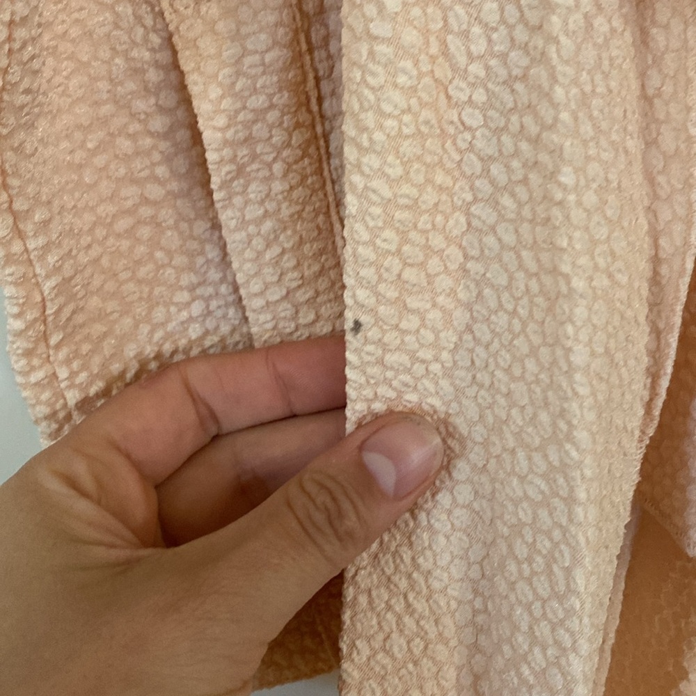 Avon Lane Tuckernuck Crepe Pleated Blouse - Picture 4 of 4